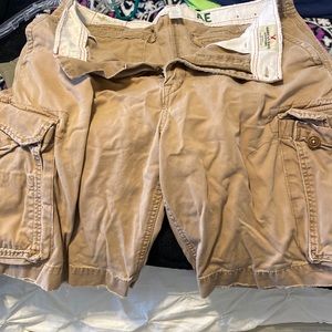 American Eagle cargo shorts